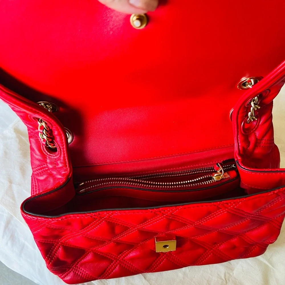 Tory Burch Soft Fleming Convertible Bag - Picture 3 of 9